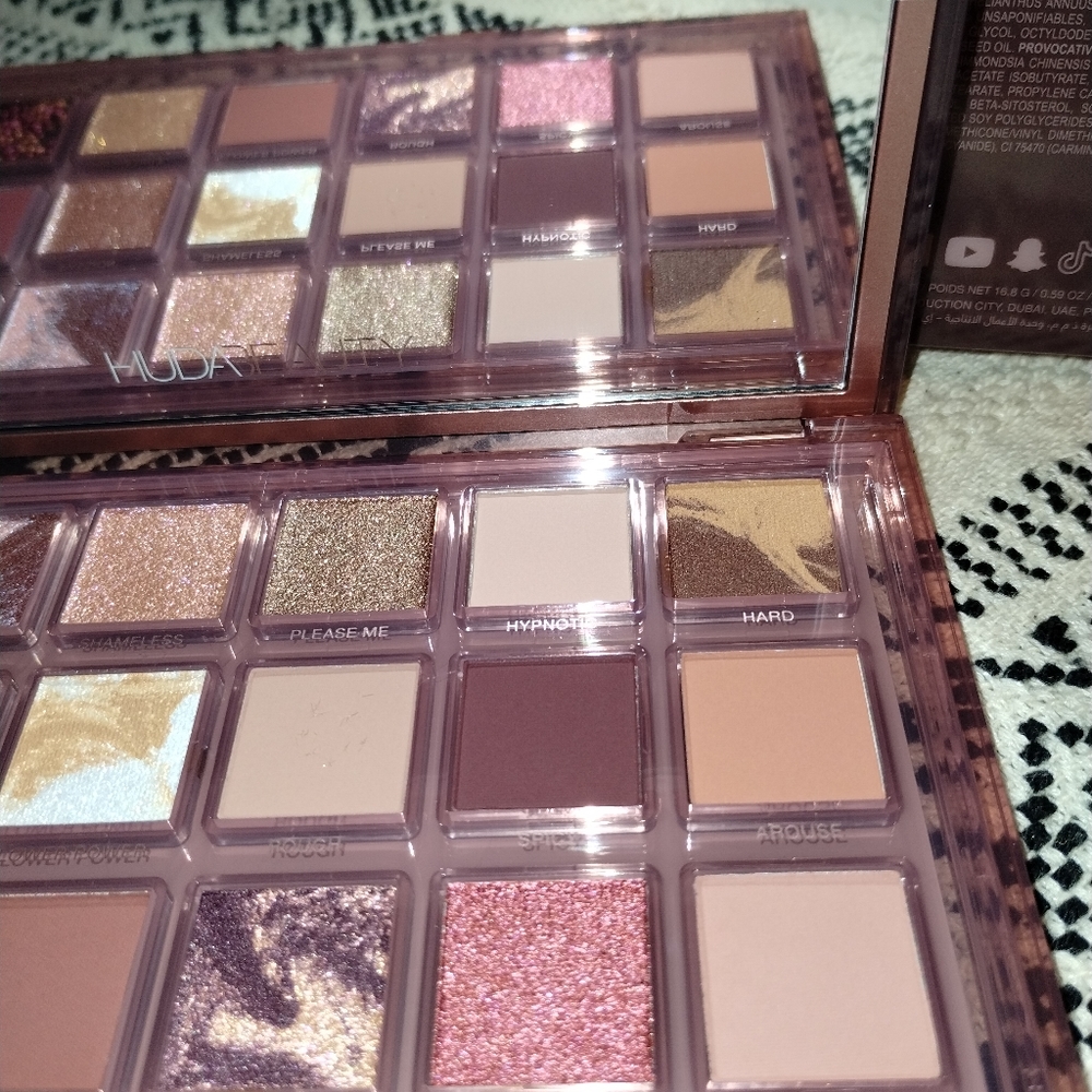 Huda Naughty eyeshadow palette - Picture 4 of 7